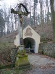 Bründlkapelle und Kreuzweg